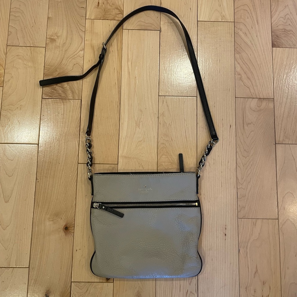 Kate Spade Crossbody ♠️